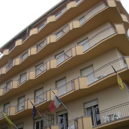 Hotel Solidago Arma di Taggia Exterior photo